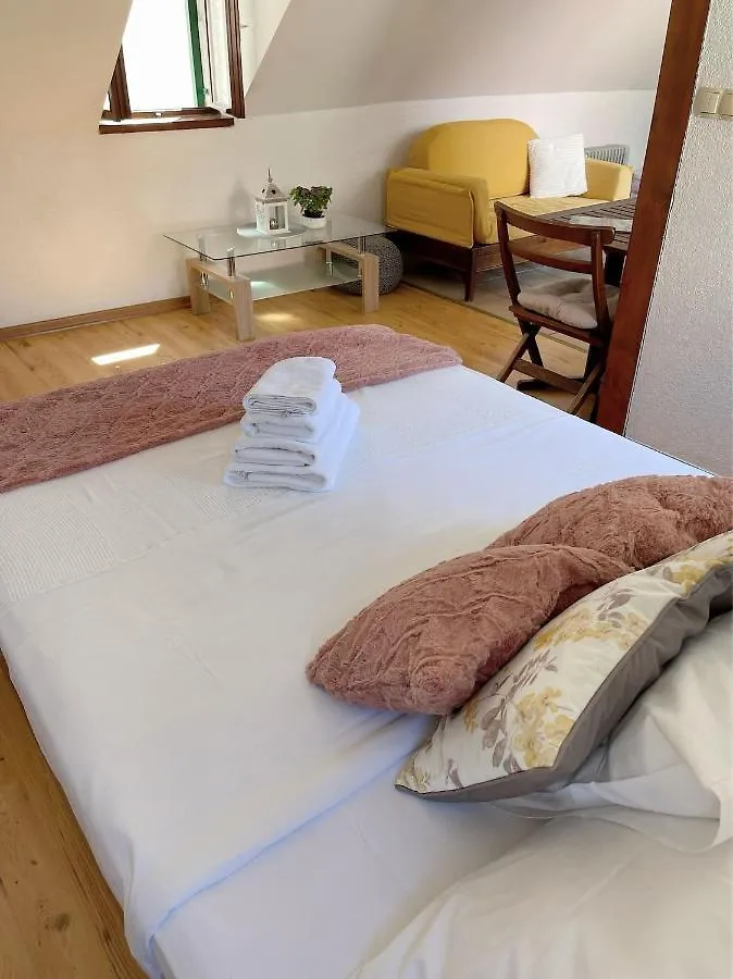 *** Pensión House Ivancic Trogir Croacia