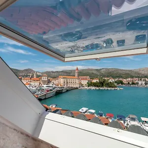 Pensión Providenca, Trogir
